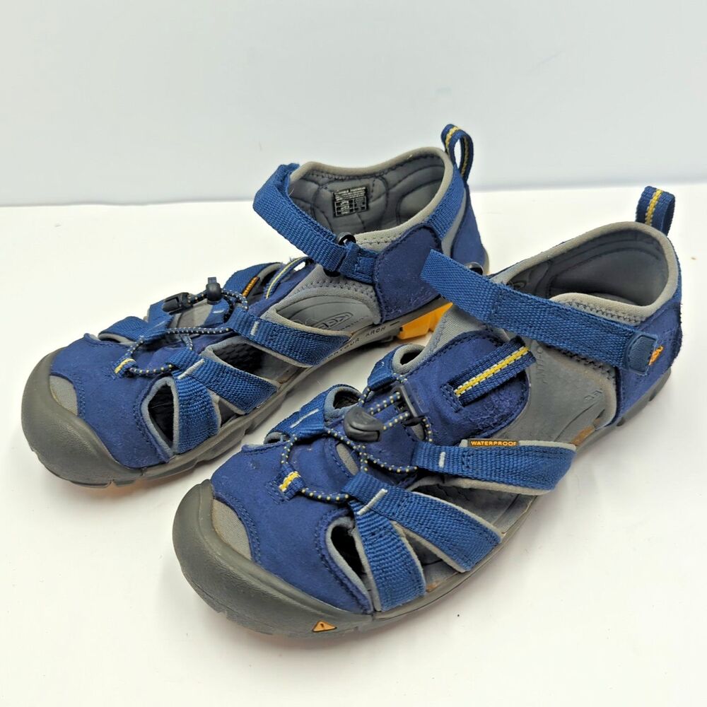Keen Seacamp II CNX Blue Depths Gargoyle Sport Sandals Youth Boys Size 6